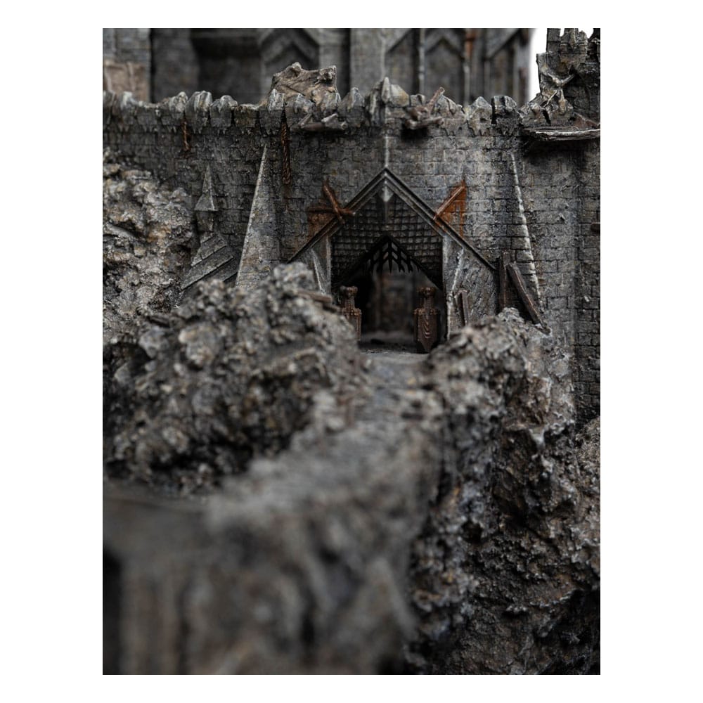 The Lord of the Rings Cirith Ungol Limited Edition Environment (33 cm)